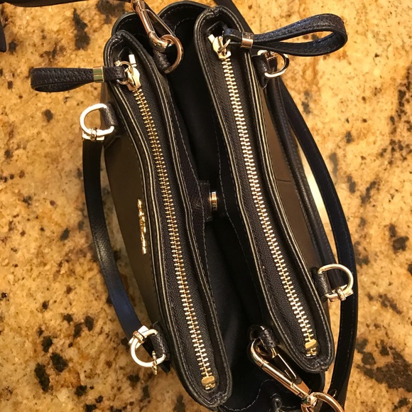 Coach Satchel - Picture 3 of 5